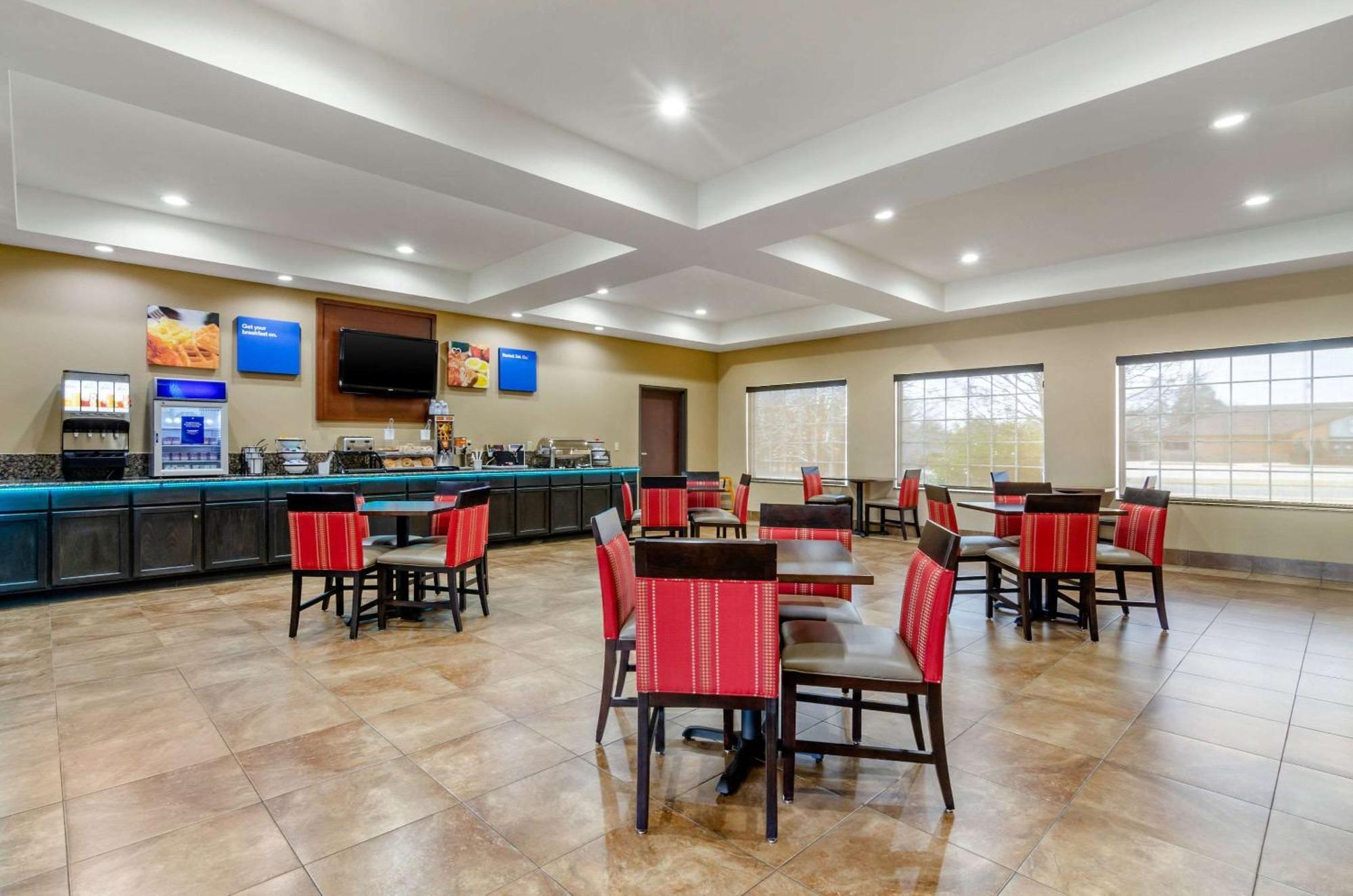 Comfort Inn & Suites Near Bethel College Newton Dış mekan fotoğraf