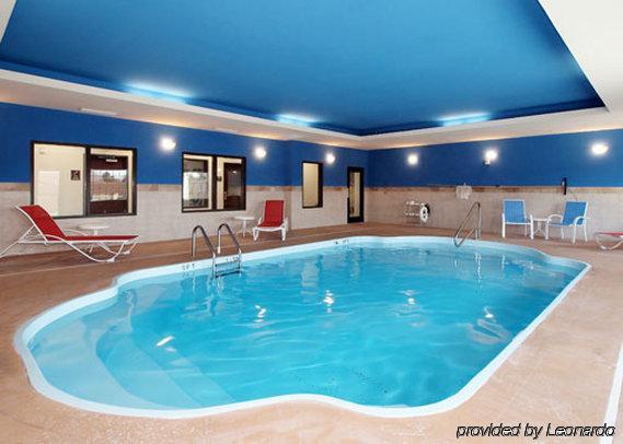 Comfort Inn & Suites Near Bethel College Newton Konforlar fotoğraf