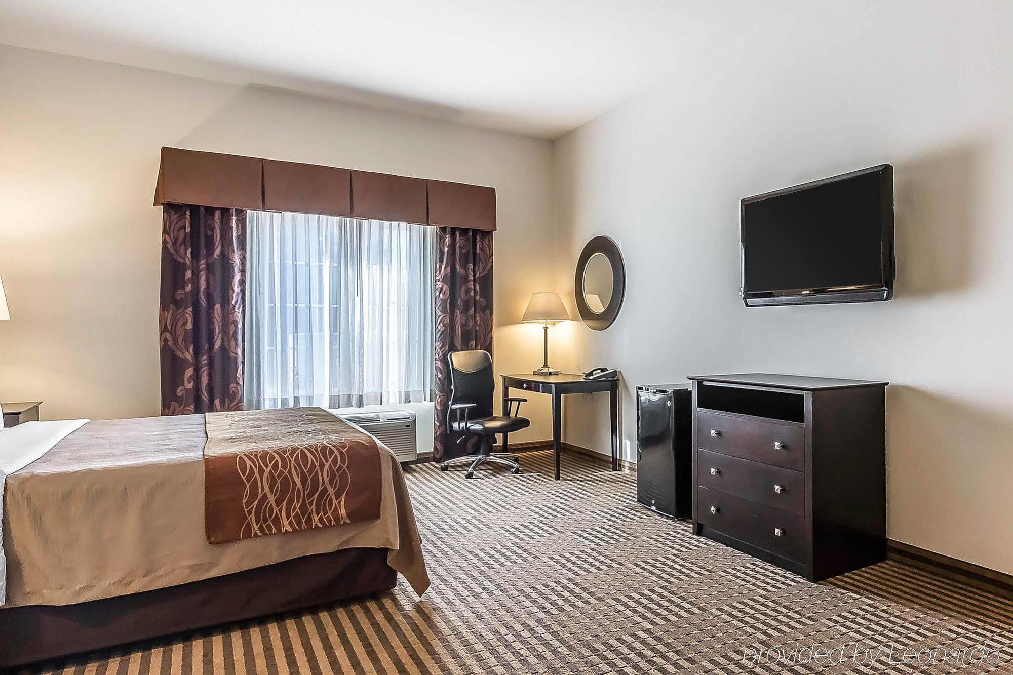 Comfort Inn & Suites Near Bethel College Newton Dış mekan fotoğraf
